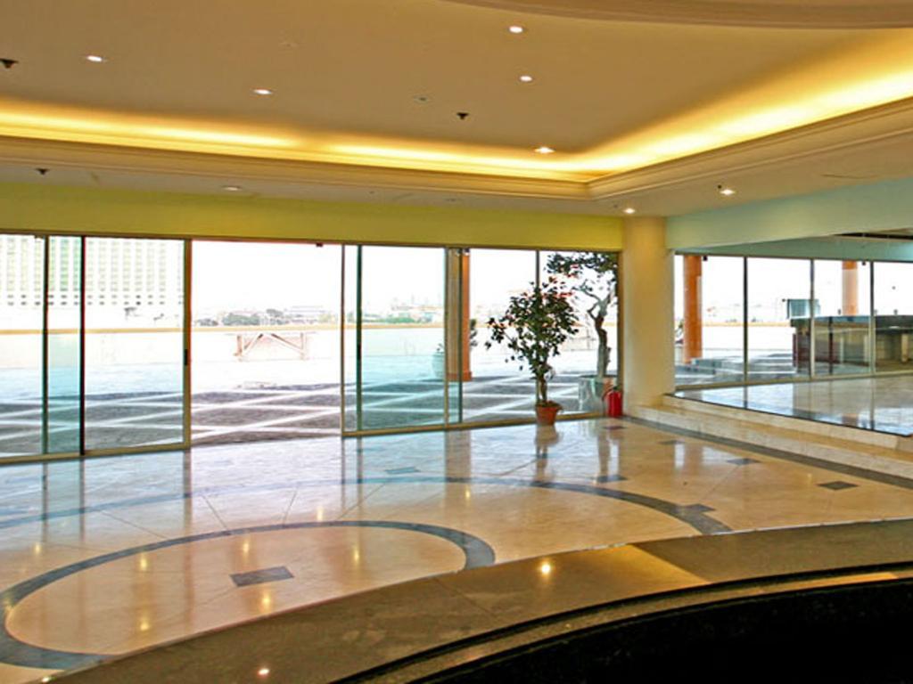 Sugbutel Family Hotel Cebu Powered By Cocotel Exterior foto