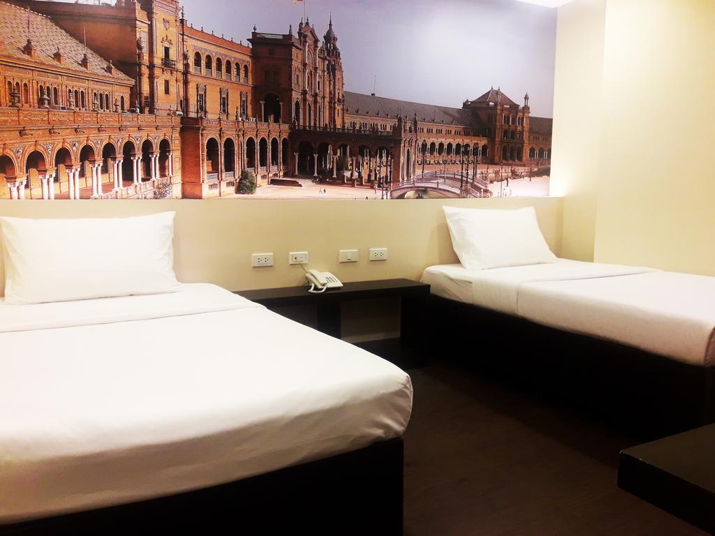 Sugbutel Family Hotel Cebu Powered By Cocotel Exterior foto